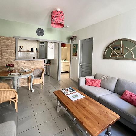 La Courette - T2 Plus Parking Gratuit Nîmes Dış mekan fotoğraf